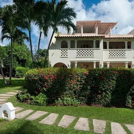Luxury penthouse apartment on exclusive Sugar Hill resort with beach club access