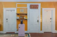 The Warwick Inn Boutique Amity Room 3 an Hour from NYC Hotels in Warwick