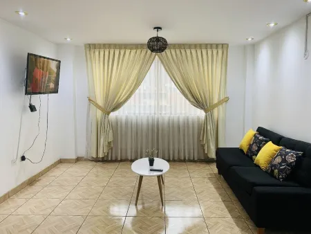 NEW Lima airport Apartment Отели рядом с достопримечательностью «Университет Текнолохика дель Перу»