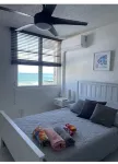 OCEANFRONT, COZY And GREAT VIEW, 2B/2B/1Pk Hotels near La Pared Beach