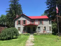 The Wheelhouse Inn - Parking