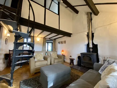 Hendy Cottage Hotels in Criccieth