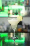 Anton Reef - bar