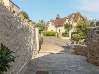 Gable Lodge Hotels in Malvern