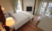Anchor Inn Beach House - balcony