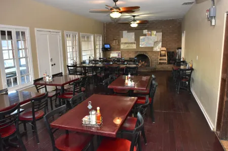 Panamint Springs Motel & Tents