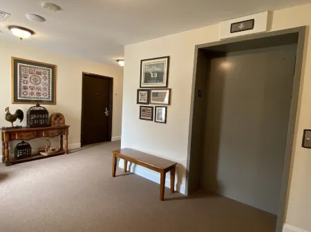 Country Inn of Hazlet Отели в г. Олд Бридж Тауншип