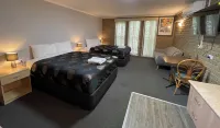 Tropicana Motor Inn Hotels in Cowes
