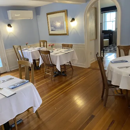 Spouter Inn Bed & Breakfast