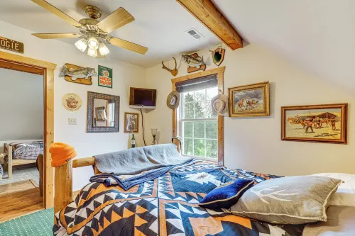 'the Lodge at Crider Creek' Getaway on 140 Acres! - 3-Star