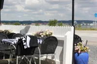 Sølyst Kro- Restaurant og Hotel I/S - parking