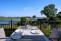 Villa Veertien Hotels in Olburgen
