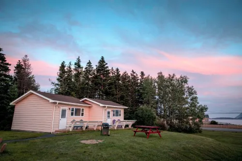 Sea Breeze Cottages - 2-Sterne