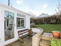 Neaudd Wen Hotels in Pentraeth