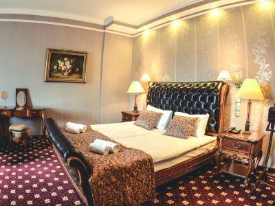 Komoda Club Residence