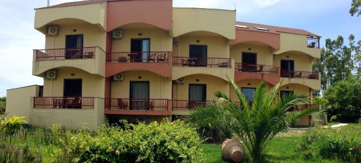 Aenaon Studios Hotels in Euboia