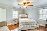 Waterfront Home w/ Deck & Yard in Hampton! - جاكوزي