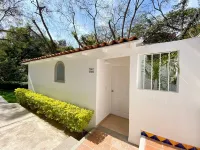 호텔 칼라 블랑카 쿠에르나바카  호텔