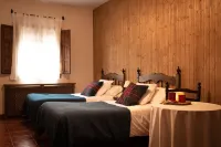 Hospedium Hotel Val de Pinares