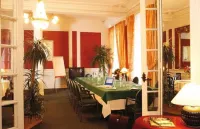 Logis le Midland Hotels in Cusset