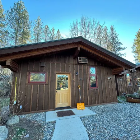 Chewuch Inn & Cabins