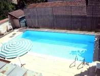 Logis l'Auberge Bourbonnaise - ที่มีสระว่ายน้ำ