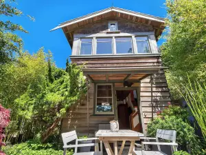 Coast Cabins