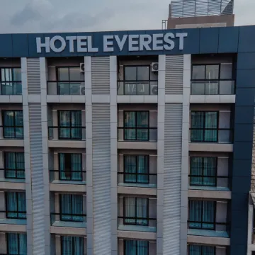 Hotel Everest Rdc
