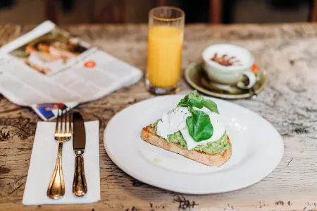 The Crown Inn Отели в г. Годалминг