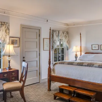 First Colony Inn