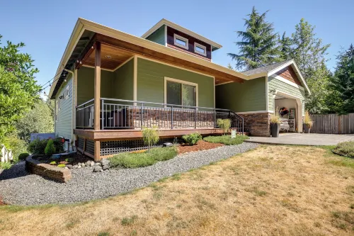Modern Bellingham Retreat Near Galbraith Mountain! - Homestays