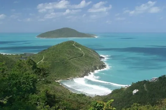 Luxury Vacation Suite/Free WIFI/Incredibly Private - Gated Hôtels à : Northside