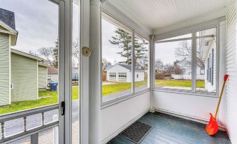 Ski, Hike & Fish: Modern Rutland Home