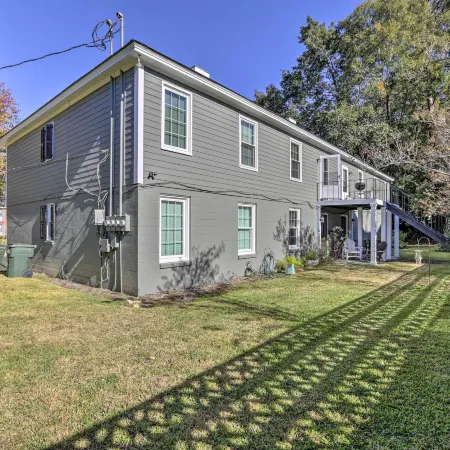 Central Thomasville Condo - Walk to Broad St!