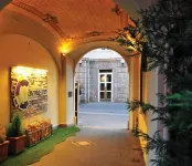 HH Hermoso Housing Valenza Hotels in Lu