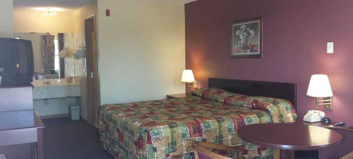 First Western Inn - Fairmont City Hotels in St. Clair County