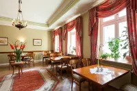 Hotel Garni Schlossgarten Hotels in Granzow