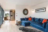The Hideaway Experience - Boutique