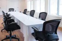 The Cove Inn Hotels in Rideau Lakes