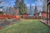 Expansive Getaway ~ 2 Miles to Mendenhall Glacier! - balcon