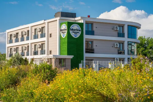 라라 마린 홈즈