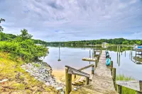 Relaxing Riverfront Cottage w/ Boat Dock! - 3-stjärniga