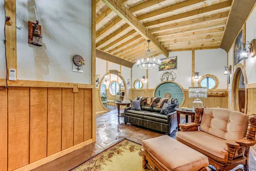 Magical 2Br Hobbit Themed House Near Gatlinburg - 3 stjerner