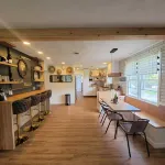 NEW! Villa Bella Elegant Hermann Farmhouse with Wine Bar, Fire Pit &Trolley Ride