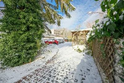 Spacious 2BR Stay for 6 Heart of Mödling Hotel di 