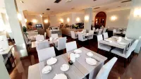 Hotel & Wellness FRA I Pini - breakfast