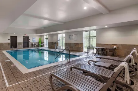 MainStay Suites Bowling Green North