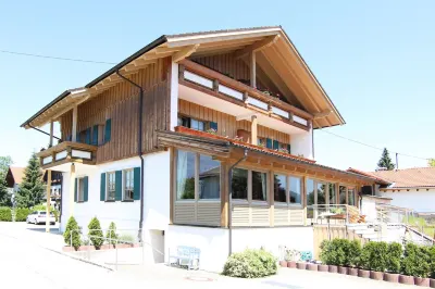 Landhotel Guglhupf Hotel dekat Konigliche Kristall-Therme