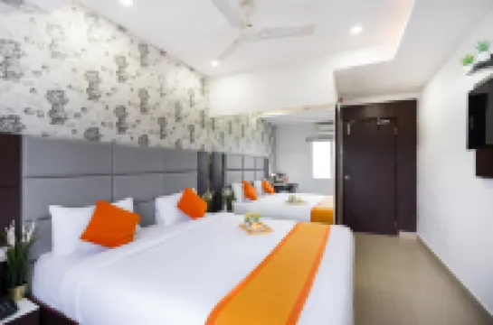 Marigold at Nest Hotel a 