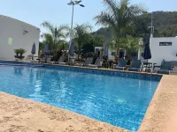 Hotel Minerva - Kolam Renang